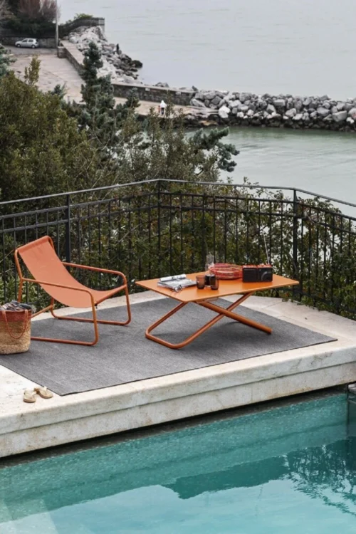 Καρέκλα Lounge Easy σε πορτοκαλι χρωμα κατάλληλη για κήπο ή βεράντα – διαθέσιμη στο vestal.gr