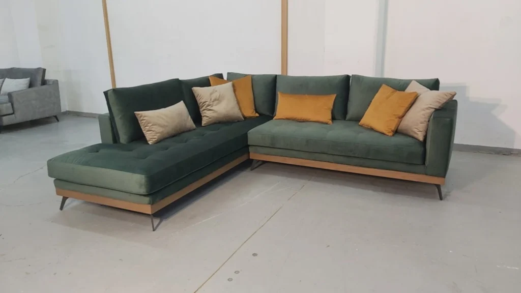 Εκθεσιακός καναπές σαλονιού Stone σε γωνιακή διάταξη με αποθηκευτικό χώρο