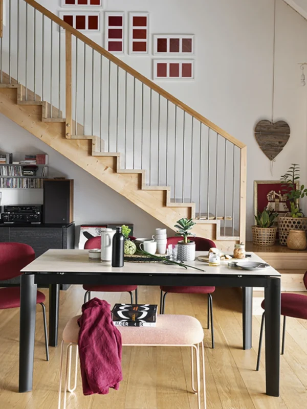 τραπεζι lord! lminimal σχεδίαση, κατάλληλη για κήπο ή βεράντα – διαθέσιμη στο vestal.gr.