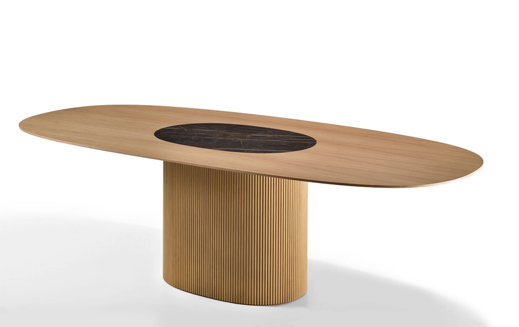 ΤΡΑΠΕΖΙ ΤΡΑΠΕΖΑΡΙΑΣ RIGA